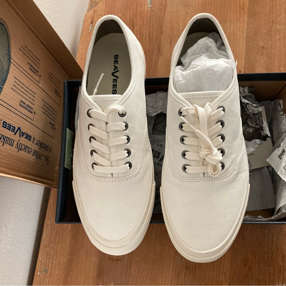 Seavees Womens  Legend Sneaker